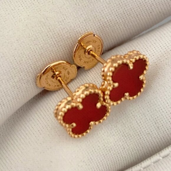 Van Cleef & Arpels 18k red stud earrings - Picture 2 of 5